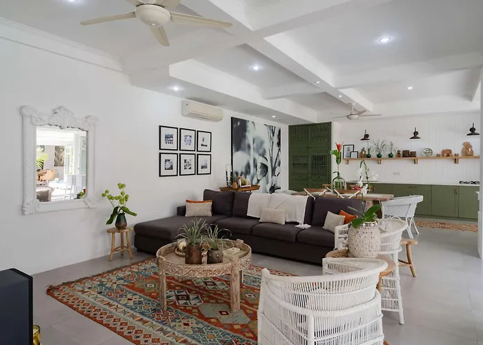 Villa Luxury 8br Walk To Double Six Seminyak