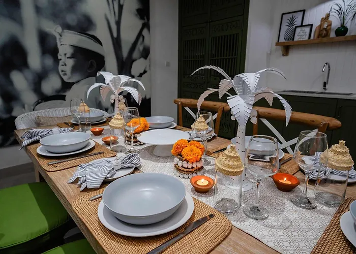 Luxury 8br Walk To Double Six Villa Seminyak
