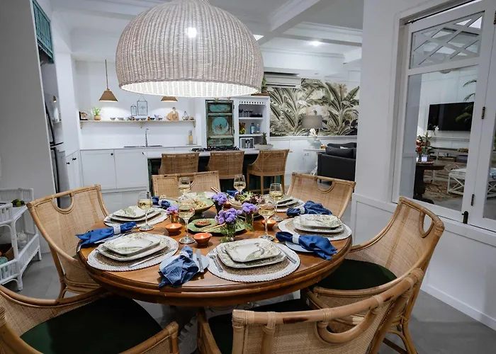 Villa Luxury 8br Walk To Double Six *